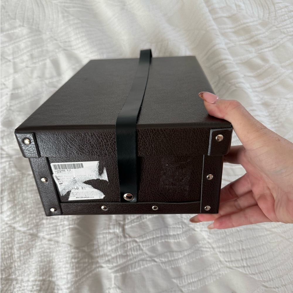 Alaia shoe box